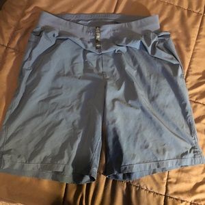 Men L LULULEMON shorts